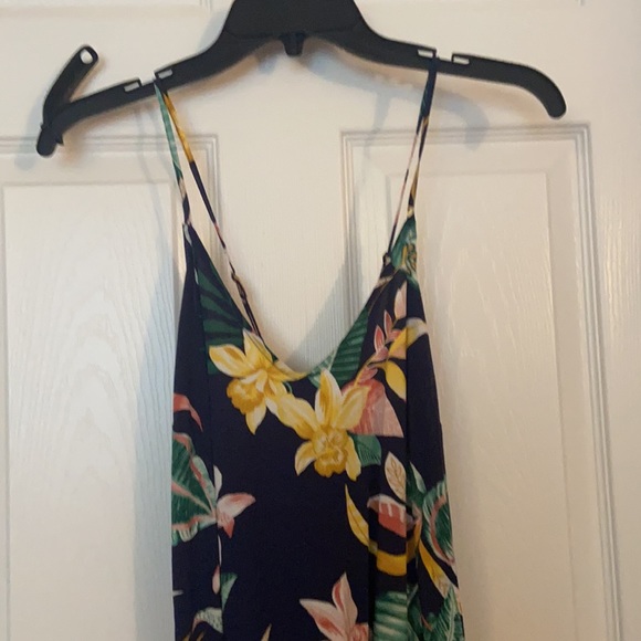 Floral maxi dress from old navy - Picture 2 of 5